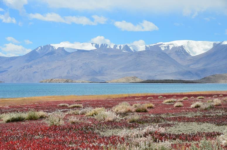 Karakul Lake, photograph 2